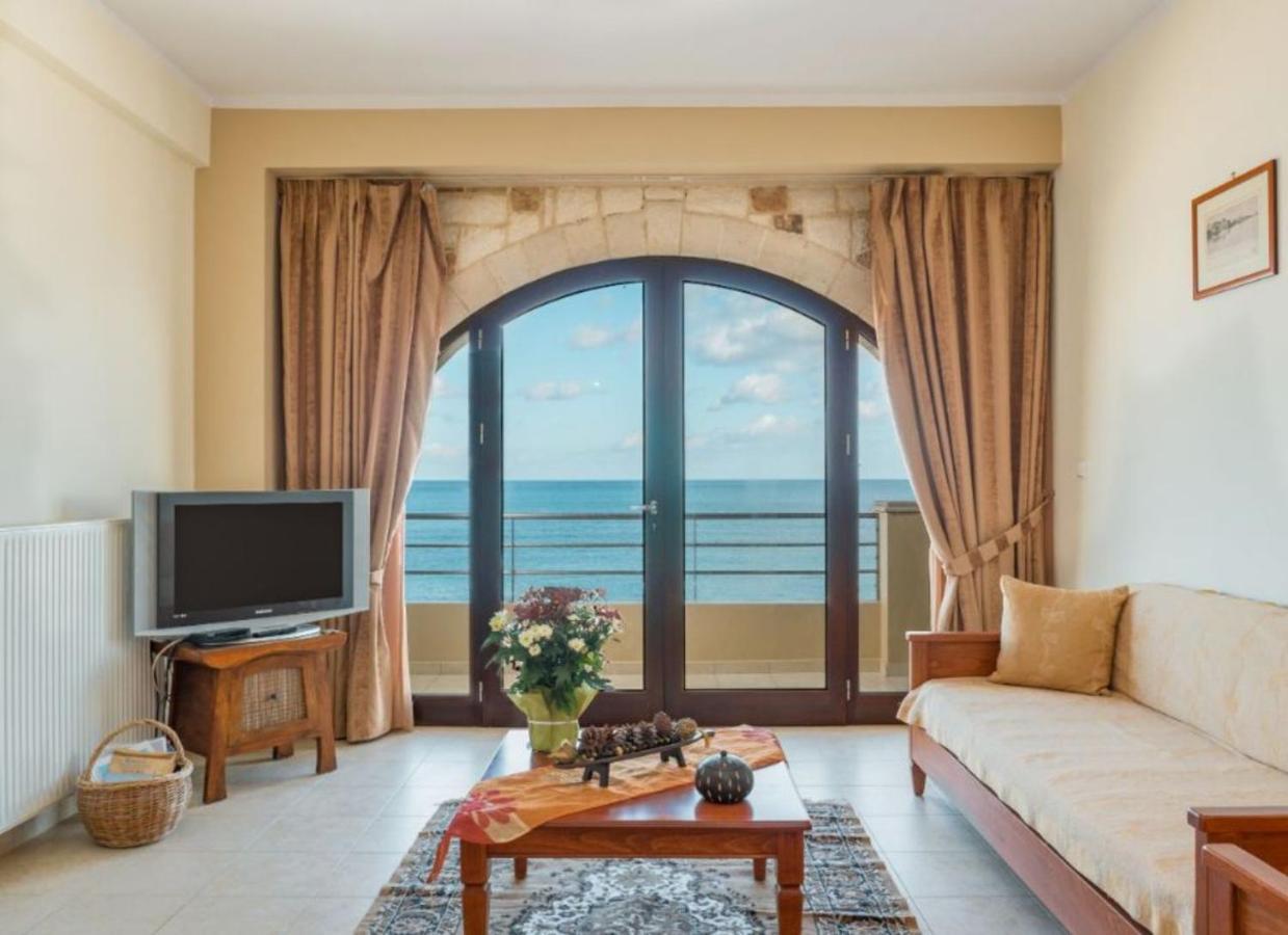 קולימברי Xristinas Seaside Apartments מראה חיצוני תמונה